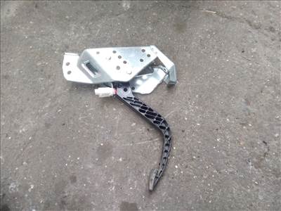 OPEL ZAFIRA A F75_ Kuplung Pedál (11759)