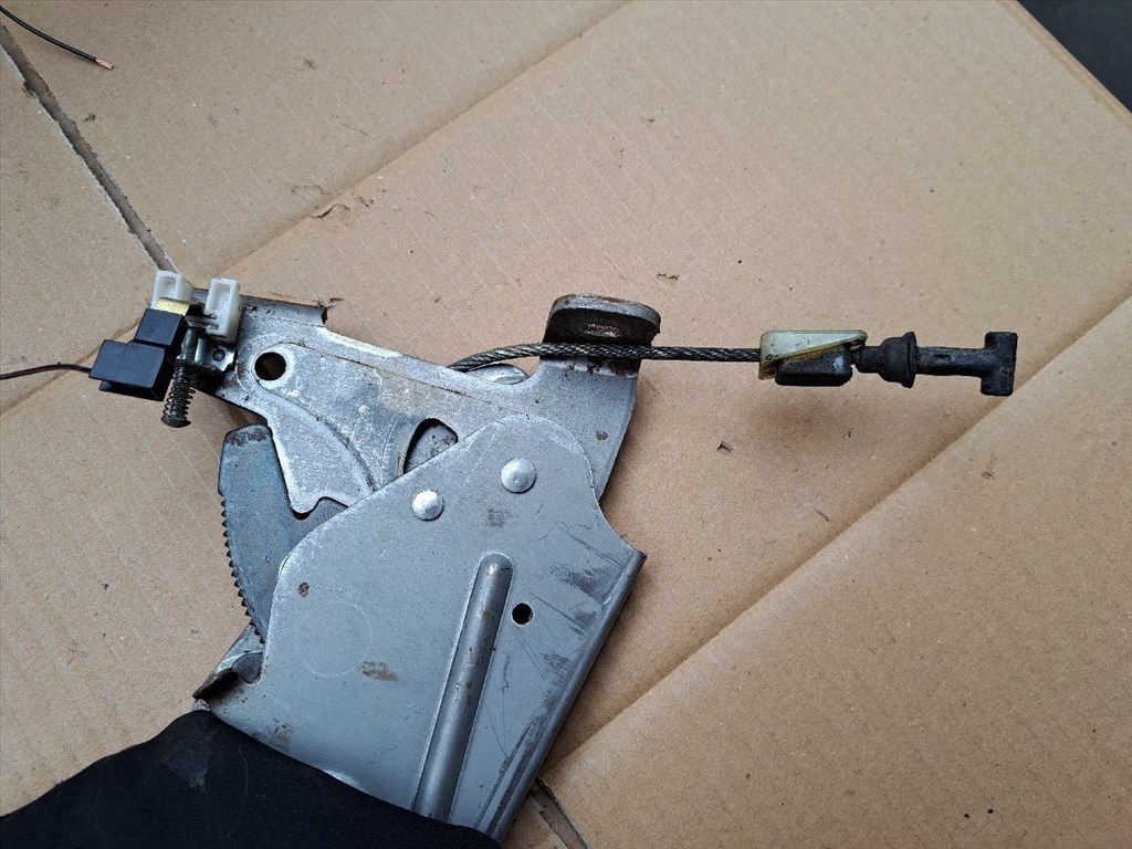 FORD KA I RB_ Kézifék Kar (38082) 9 FB2790 3. kép