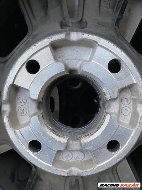  4x114.3 lyukosztású 16" használt Gyári alufelni, rajta 205/55 használt Michelin téli gumi gumi  6. kép