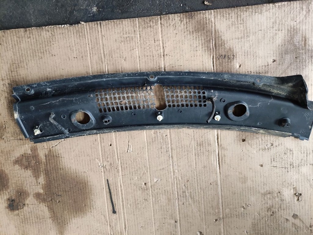 SSANGYONG RODIUS  Levélrács (31859) 79410-21000 2. kép