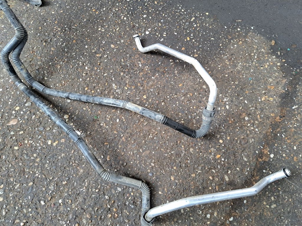 RENAULT ESPACE IV JK0/1_ Vízcső (38207) 150 LE 2. kép