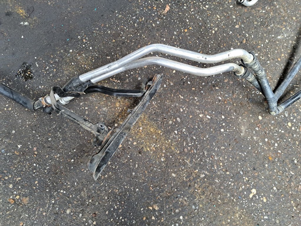 RENAULT ESPACE IV JK0/1_ Vízcső (38207) 150 LE 3. kép