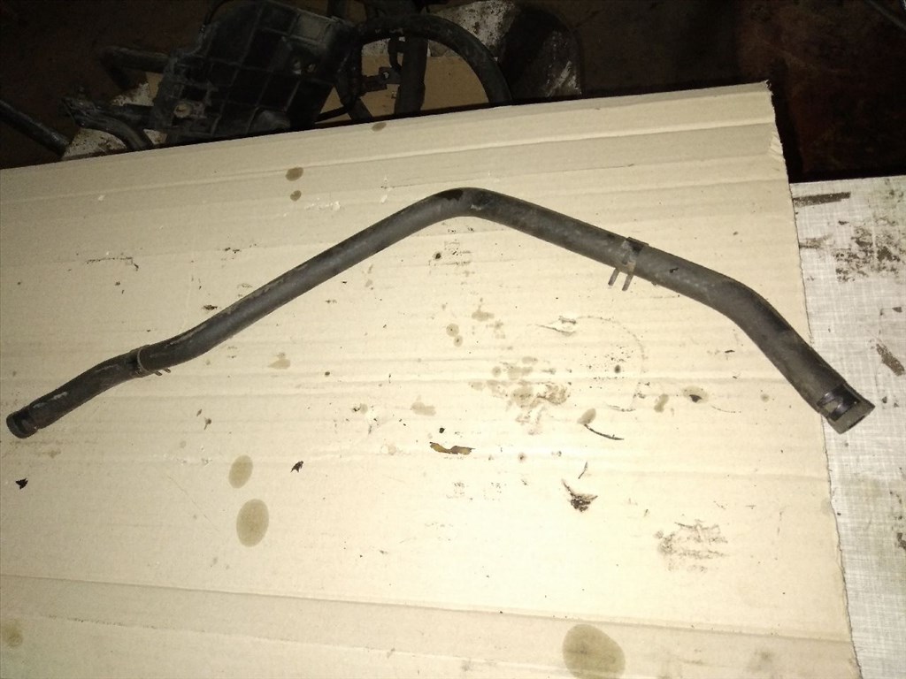 KIA CERATO LD Vízcső (13781) 1. kép