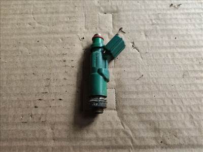 TOYOTA PRIUS Ferdehátú NHW20_ Porlasztó (1 db) (32057) 23250-21020