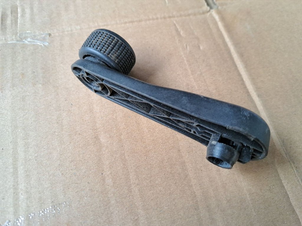 VW POLO CLASSIC 6KV2 Hátsó Ablaktekerő Kar (36370) 1HO837581 4. kép