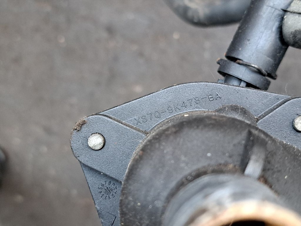 FORD MONDEO III Kombi BWY Vízcső (37615) XS7Q-9K478-BA, S71-8260-AE 4. kép