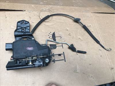 AUDI A4 8D2, B5 Bal első Ajtózár (27990) PA66GF30