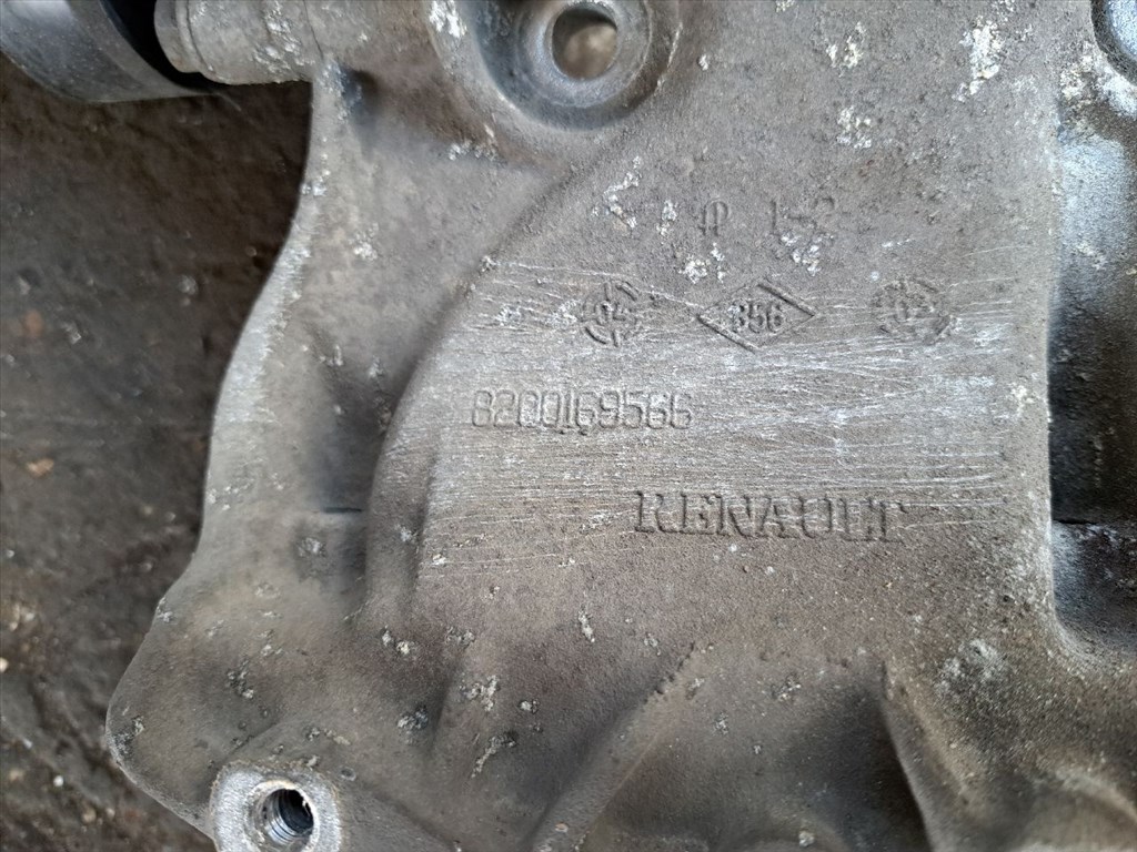 RENAULT CLIO II BB0/1/2_, CB0/1/2_ Klímakompresszor Tartó Bak (43731) 8200169566, 8200170009, 7700102872 3. kép