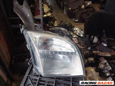 Ford Fusion 2002-2005 jobb első fényszóró