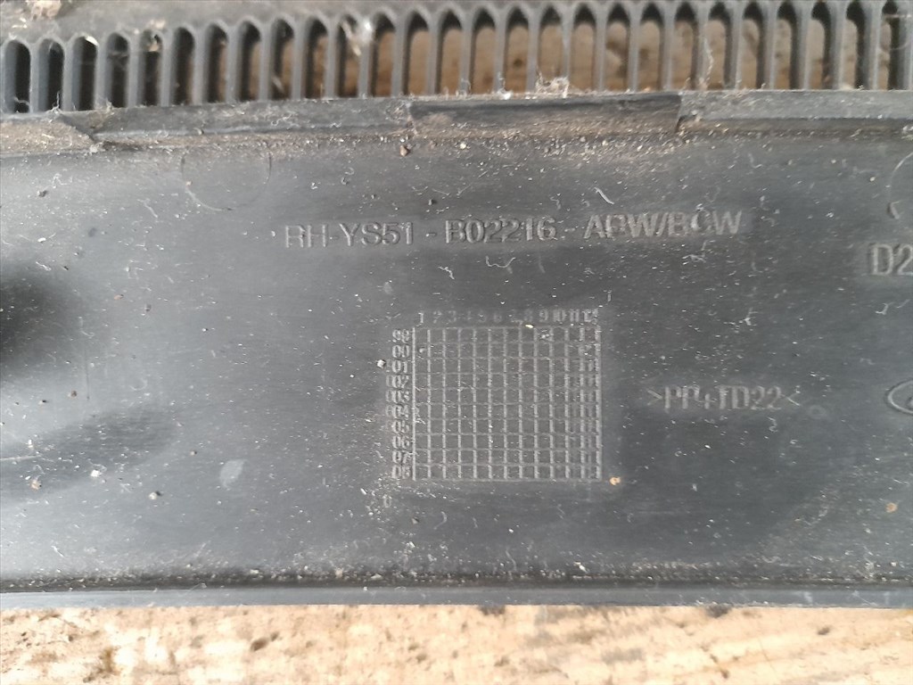 FORD KA I RB_ Jobb Levélrács Záróvég (47935) 3. kép