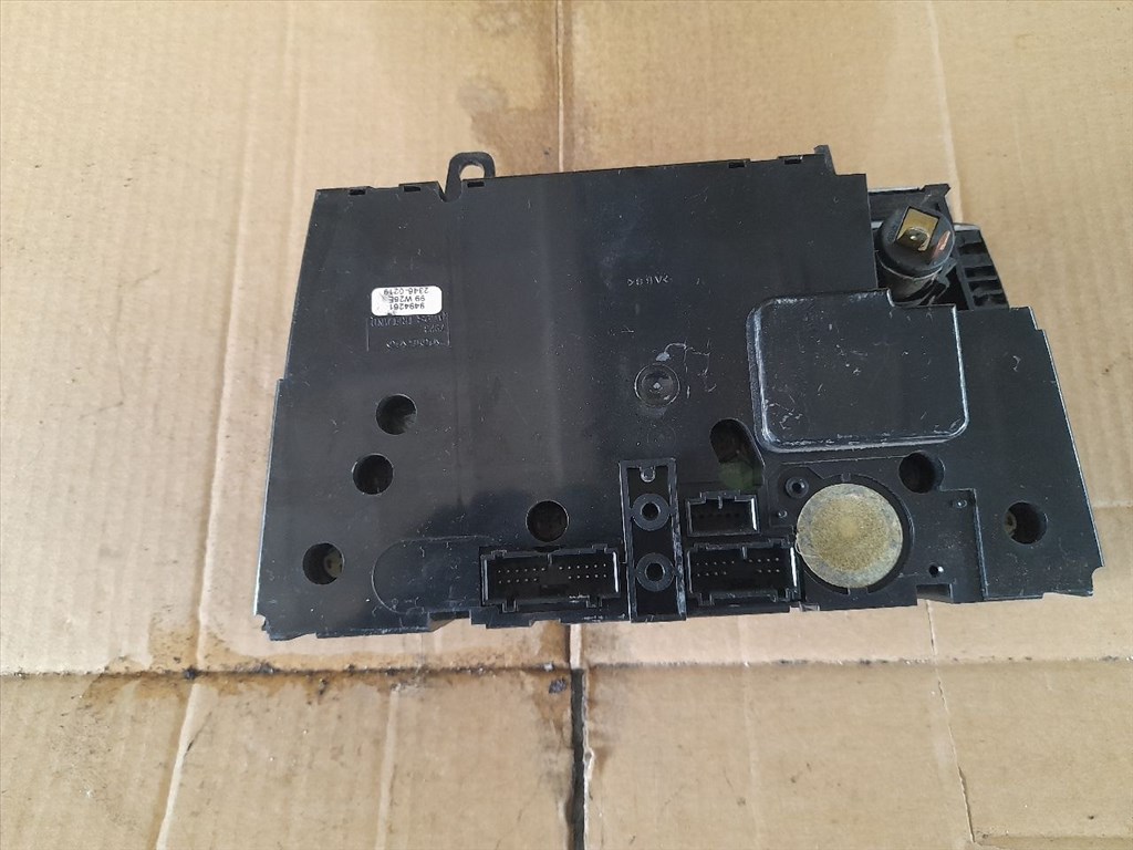 VOLVO S80 I TS, XY Fűtéskapcsoló (manuális klímás) (43567) 2. kép