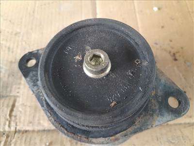 VW GOLF III 1H1 Motor Tartó Bak (Fém) (48263)