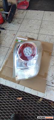 Toyota Verso Jobb hátsó lámpa 