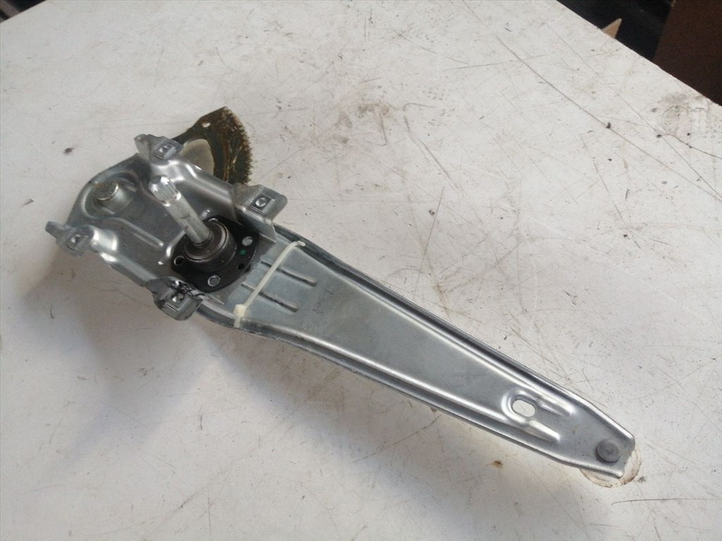 TOYOTA COROLLA ZZE12_, NDE12_, ZDE12_ Bal hátsó Ablakemelő Szerkezet (Mechanikus) (07786) 2. kép