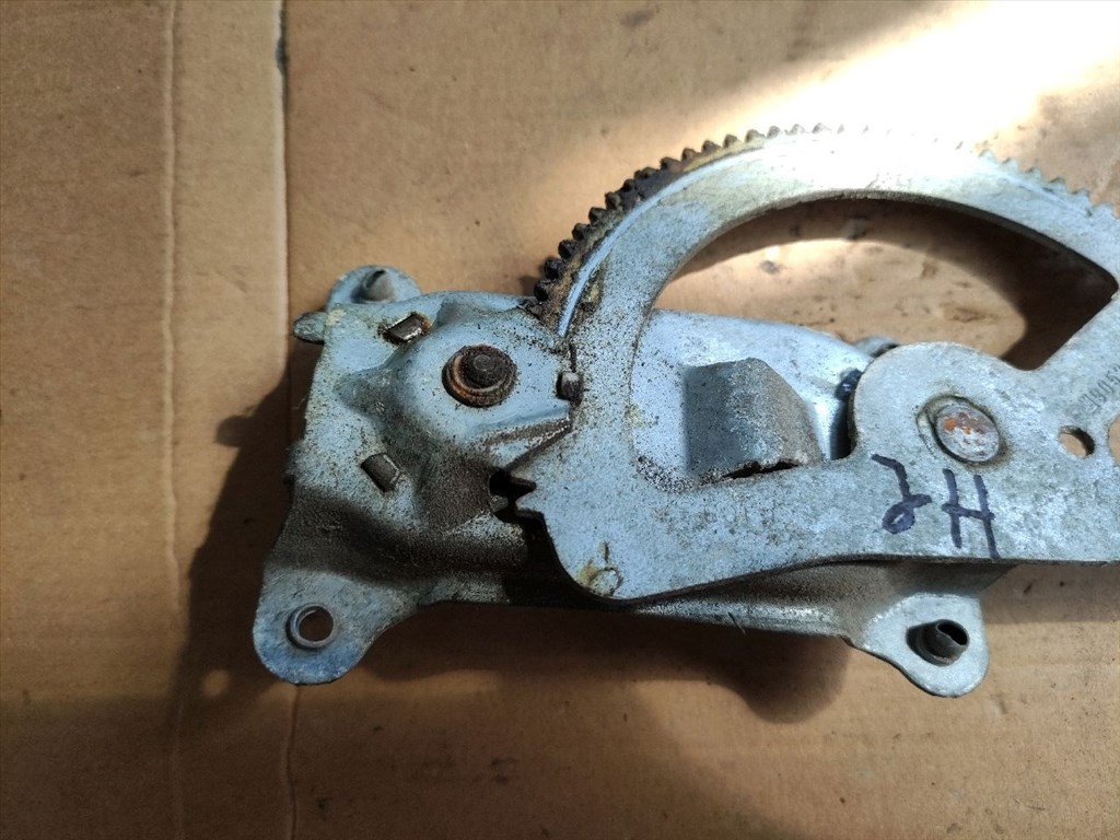 OPEL ASTRA G Ferdehátú F48_, F08_ Jobb hátsó Ablakemelő Szerkezet (Mechanikus) (32373) 90521872 4. kép