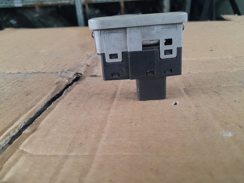 VOLVO S80 I TS, XY Bal hátsó Ablakemelő Kapcsoló (43459) 4. kép