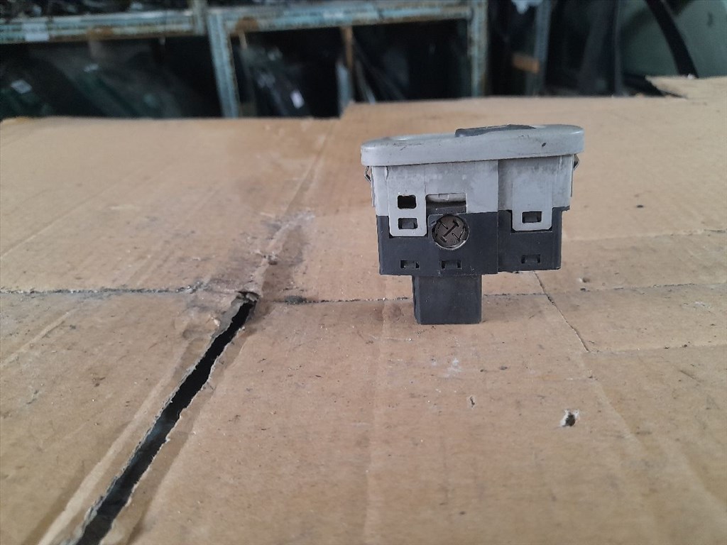 VOLVO S80 I TS, XY Bal hátsó Ablakemelő Kapcsoló (43459) 5. kép