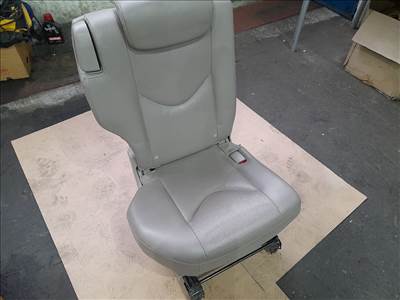 TOYOTA RAV 4 III ACA3_, ACE_, ALA3_, GSA3_, ZSA3_ Jobb hátsó Ülés (44002)