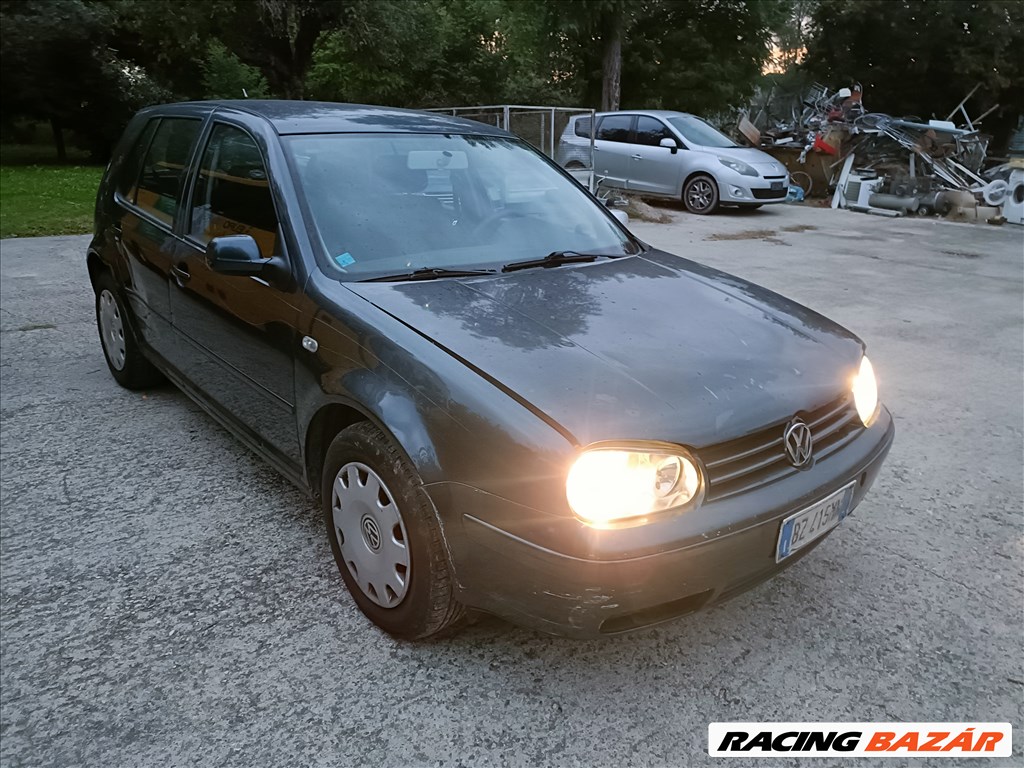Volkswagen Golf IV 1.6-16(AZD)bontott alkatrészei, LC7V színben eladók 2. kép