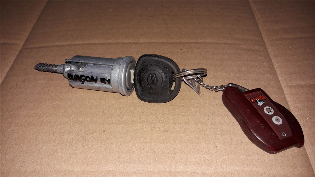 Suzuki Wagon R+ 98-10 Gyújtáskapcsoló Zárbetét 1. kép