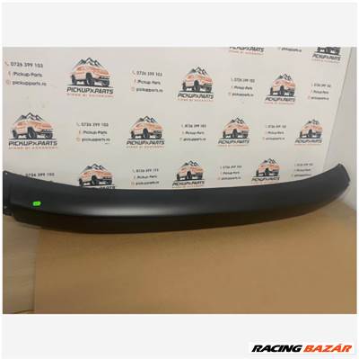 Mazda B 2500 első lökhárító betét 2003-2006