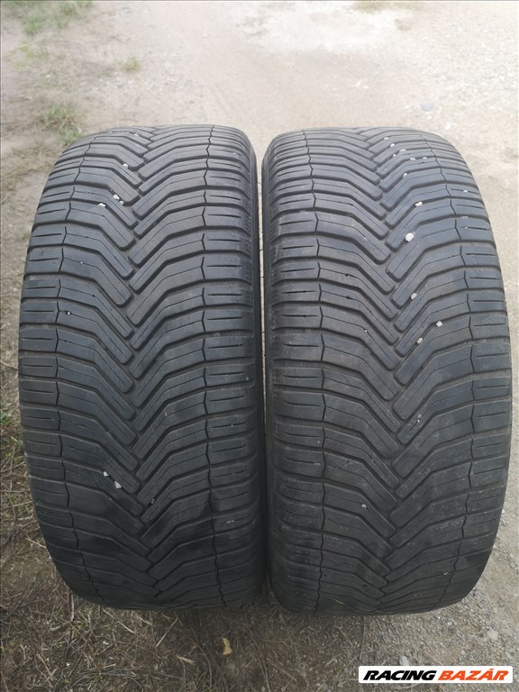  215/4517" 2-4db  használt Michelin négyévszakos gumi gumi 1. kép