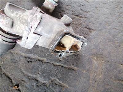 OPEL ASTRA G Ferdehátú F48_, F08_ Termosztátház (09726)