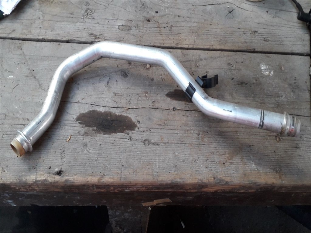 MITSUBISHI LANCER Kombi CS_W Vízcső (09944) 1. kép