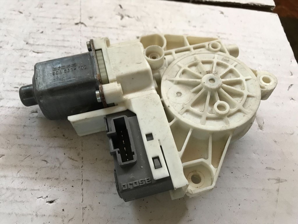 PEUGEOT 407 SW 6E_ Bal hátsó Ablakemelő Motor (23708) 994651-102 2. kép