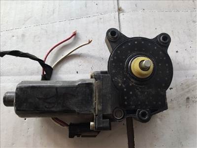 SSANGYONG RODIUS  Jobb első Ablakemelő Motor (30689) 3130034192