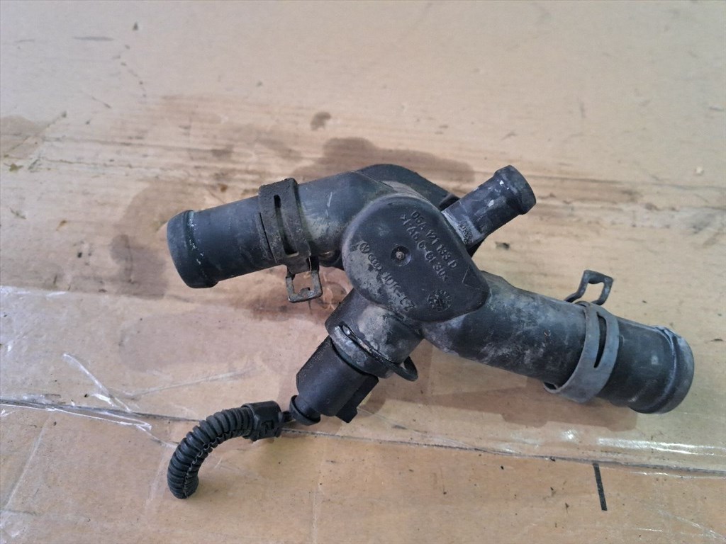 VW POLO CLASSIC 6KV2 Vízcső (35710) 06A 121 133 D, AKL 2. kép