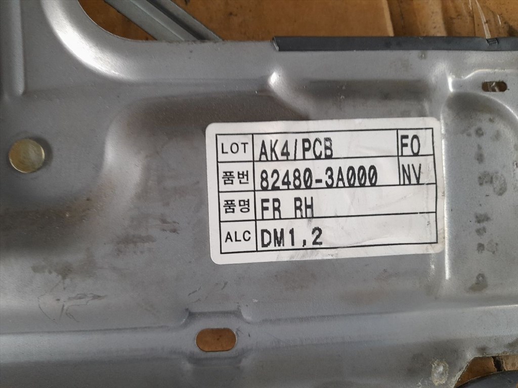 HYUNDAI TRAJET FO Jobb első Ablakemelő Szerkezet (Elektromos) (45736) 82480-3A000 4. kép