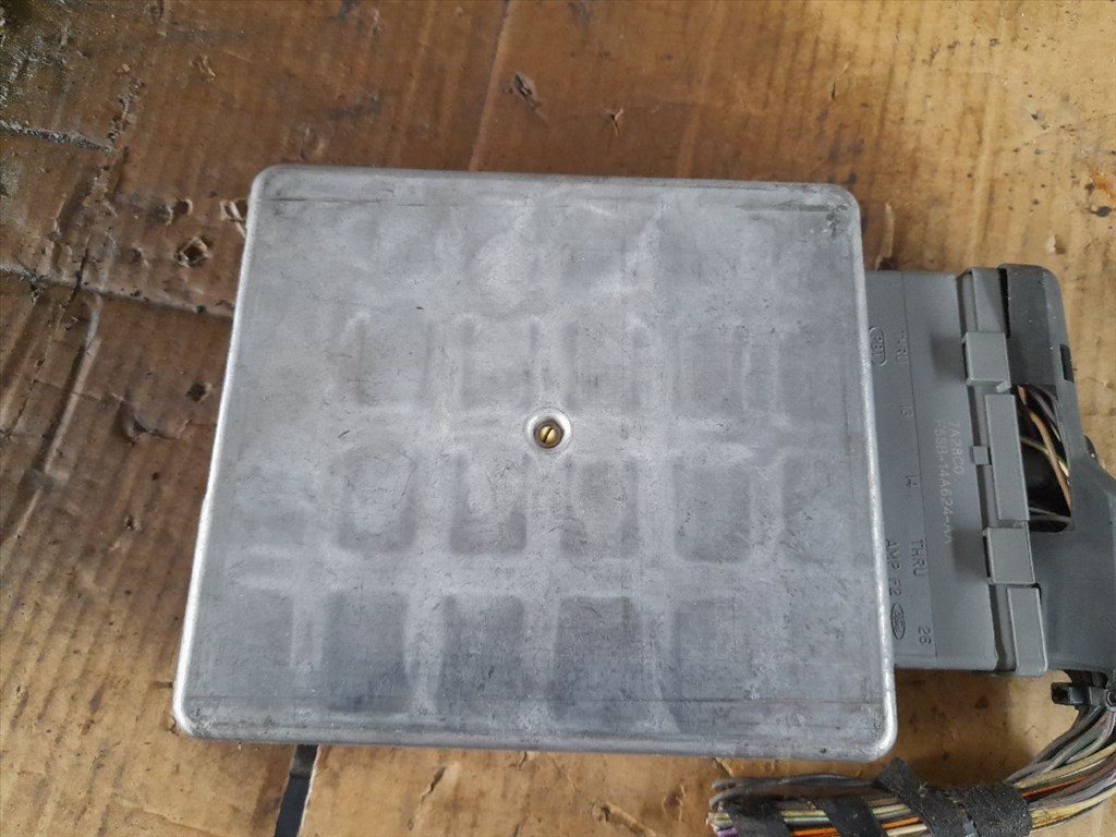 FORD KA I RB_ Motorvezérlő (48267) 97KB-12A650-BC, JP4 2. kép