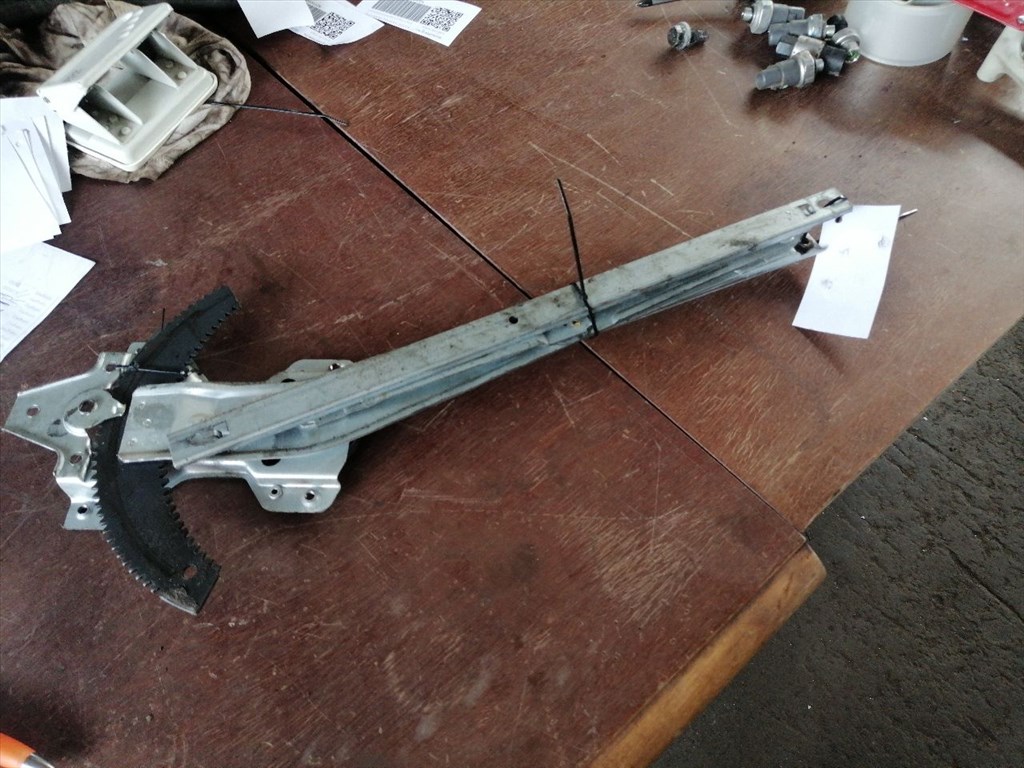 HYUNDAI MATRIX FC Bal első Ablakemelő Szerkezet (Elektromos) (03298) 2. kép