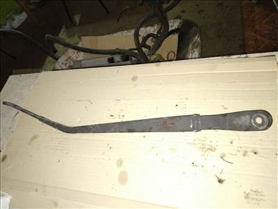 KIA CERATO LD Jobb első Ablaktörlő Kar (13795)