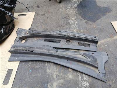 HONDA STREAM RN Levélrács (09559)