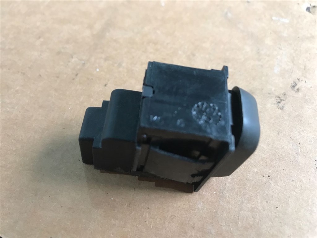 PEUGEOT 607 9D, 9U Jobb első Ablakemelő Kapcsoló (28783) 4. kép