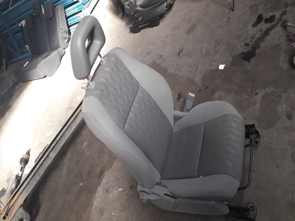 DODGE CALIBER  Jobb első Ülés (12397) 1. kép