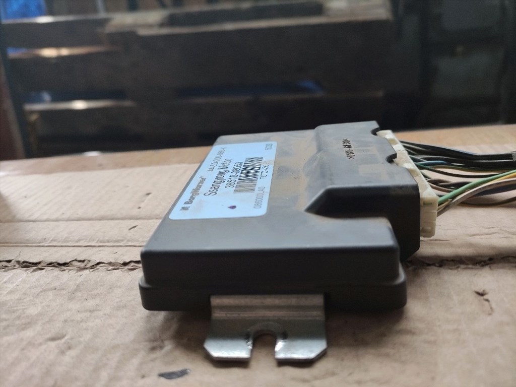 SSANGYONG RODIUS  Elektronika (Magában) (32248) 38510-08050 4. kép