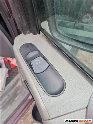 Mercedes Vito 639 jobb első ablakemelő kapcsoló