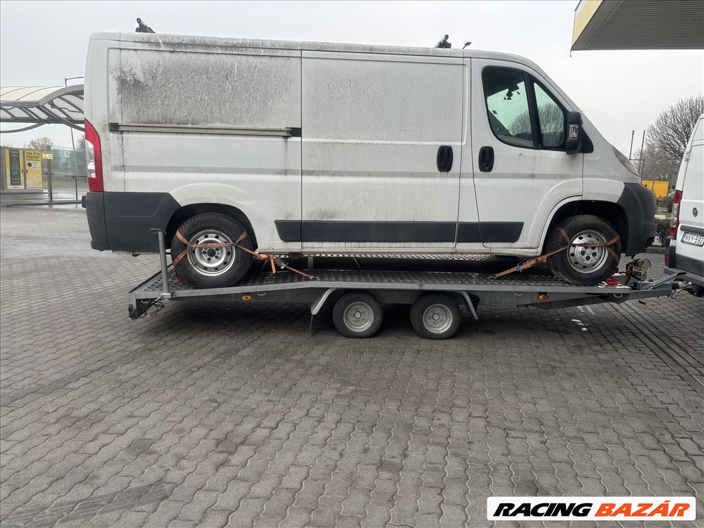 Citroën Jumper II 2,2 HDI Puma motoros bontott alkatrészei 4HU 4HV motorkód EU4 EU5 3. kép