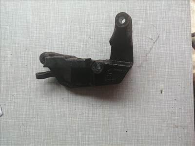 OPEL ZAFIRA A F75_ Motor Tartó Bak (Fém) (08875)