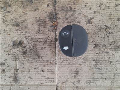 FORD KA I RB_ Jobb első Ablakemelő Kapcsoló (47945)