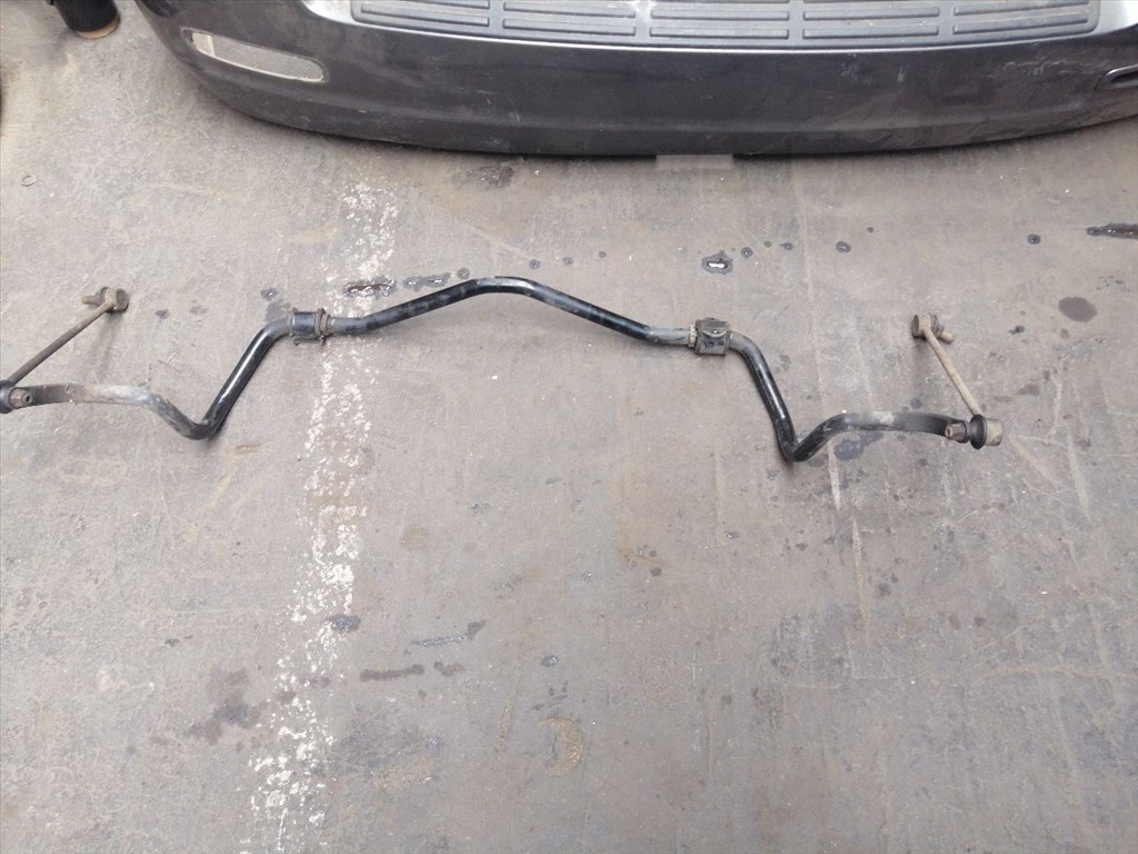 TOYOTA PRIUS ZVW3_ Első Vízszintes Stabilizátor Rúd (09043) 1. kép