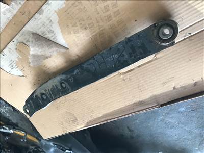 SUBARU IMPREZA Ferdehátú GR, GH, G3 Jobb hátsó Keresztlengőkar (29256)