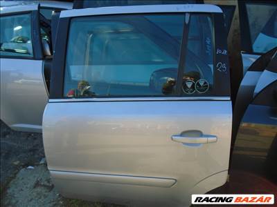 Opel Zafira B bal-jobb hátsó ajtó 