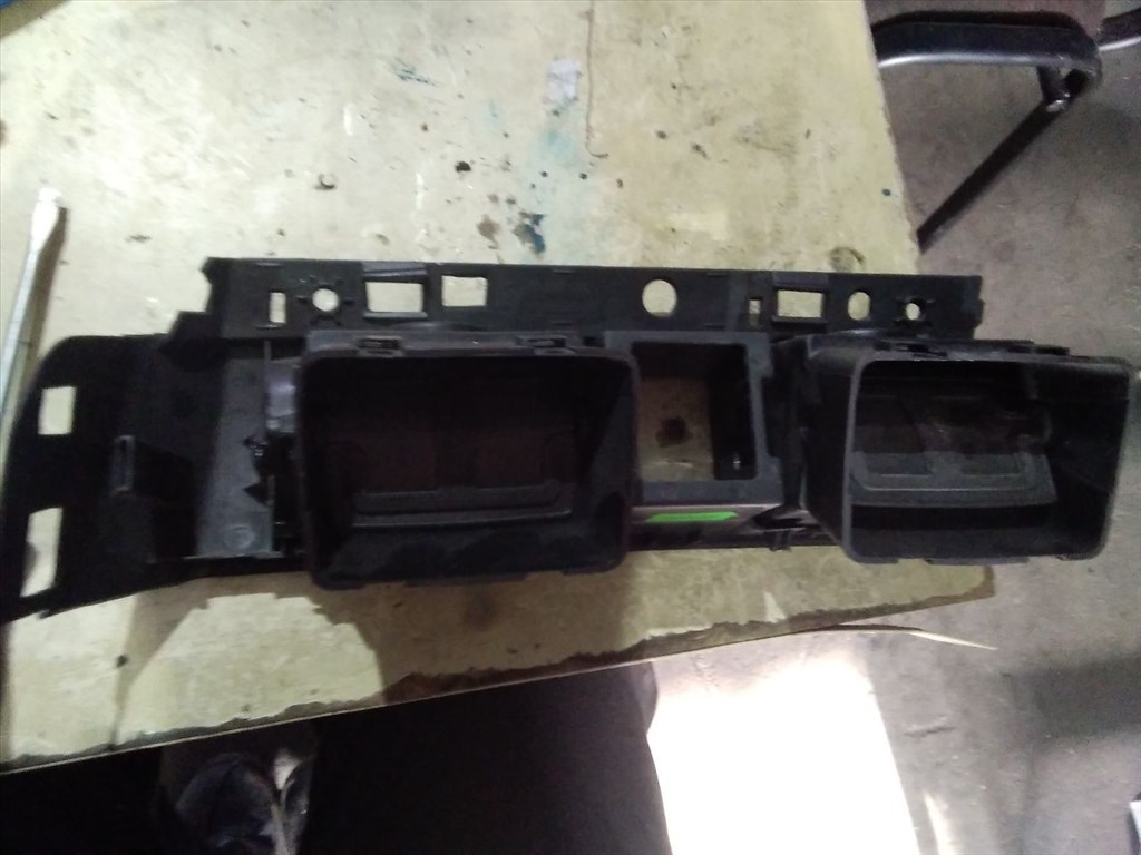 OPEL MERIVA  Fűtéskapcsoló Keret (01984) 13107741 2. kép