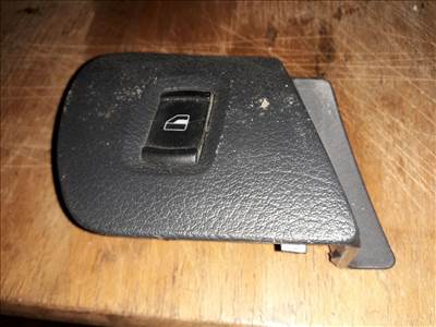 SKODA OCTAVIA I 1U2 Jobb első Ablakemelő Kapcsoló (13980)