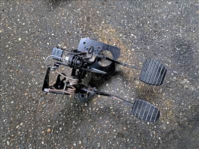 RENAULT ESPACE IV JK0/1_ Pedálsor (Gáz, Fék, Kuplung) (38711) 8 200 609 859