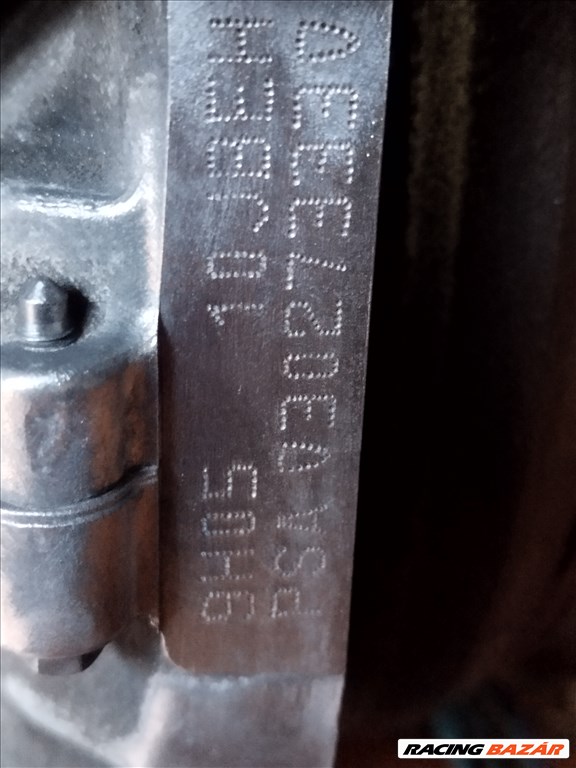 Citroën C4 II HDi 115 Motor  psa9h05 2. kép